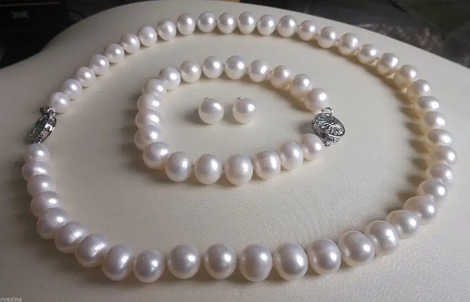 

Free Shipping >>>>>charming Set 9-10MM White Akoya natural Pearl Necklace Bracelet Earring
