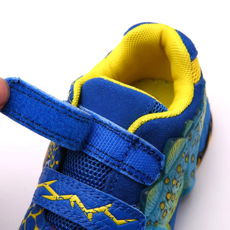 Dinoskulls Baby Boys Shoes LED 3D Dinosaur Kids Sneakers Light Up Sport Children's Trainers 2019 Au