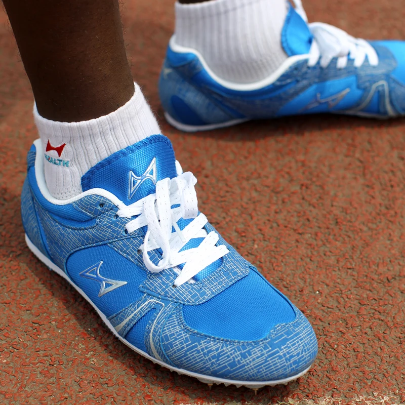 Цена Здравоохранения для спортивной площадки; для беговой дорожки для Для мужчин Спайка лак для ногтей обувь обучения sprint Кроссовки 2016 кроссовк...