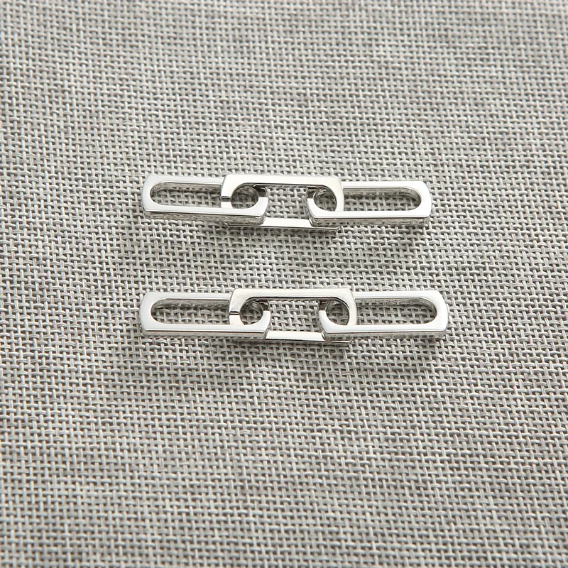 10824159825_1840617189