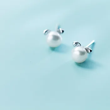 

Hot Sale 925 Sterling Silver Statement Dog Pearl Stud Earrings for Women Sterling Silver Jewelry Girl Gift