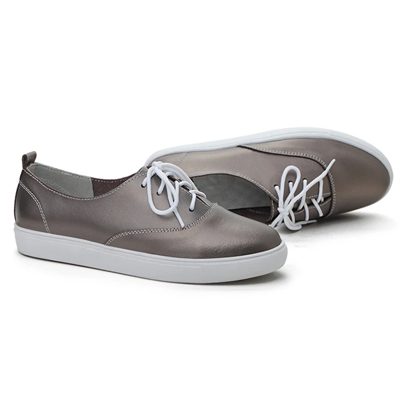 YAERNI 2018 أربعة مواسم الترفيه جلد طبيعي الخياطة تزلج أحذية شقة المرأة أحذية الباليه الدانتيل يصل موجزة النساء الشقق الأحذية