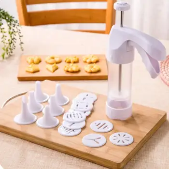 

1 Set DIY Cookie Tool Biscuit Cookie Extruder Presser Machine Biscuit Maker Gun die 12 flower biscuit cookies +6 cream decoratin