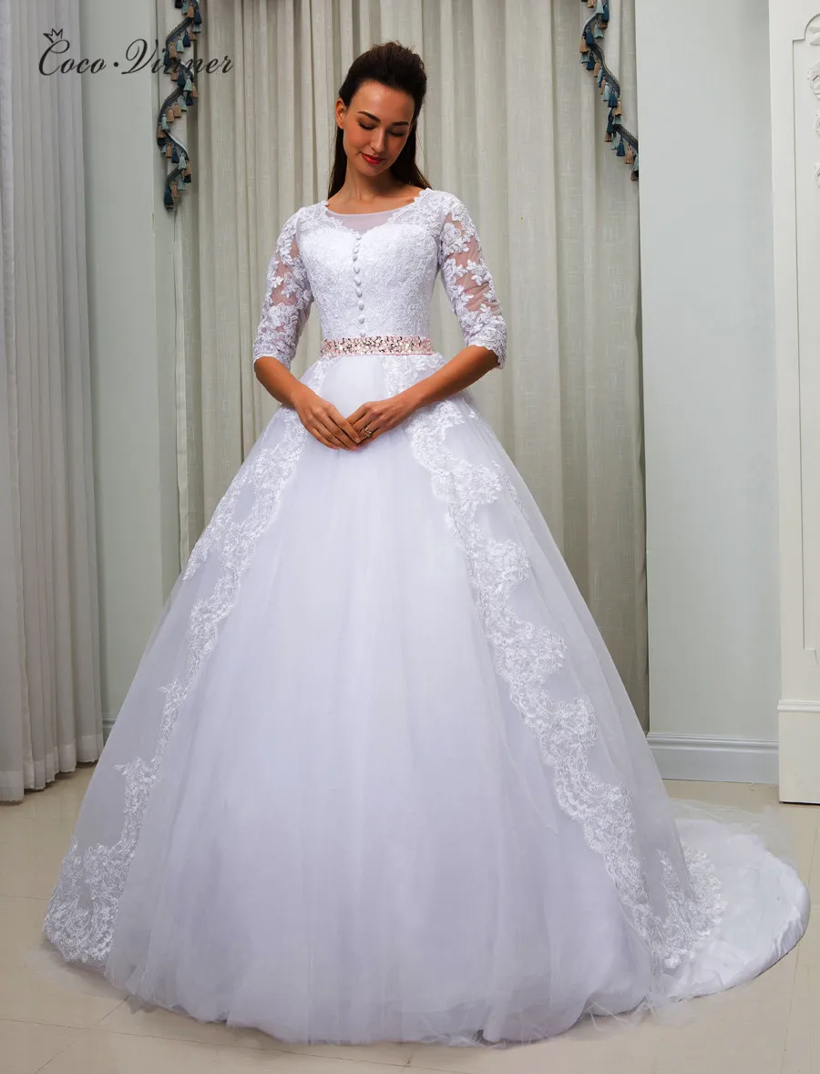 

C.V Sheer Neck Illusion Arab Plus Size Wedding Dress 2019 Beaded Belt Court Train Ball Gown Lace Vintage Wedding Dresses W0054