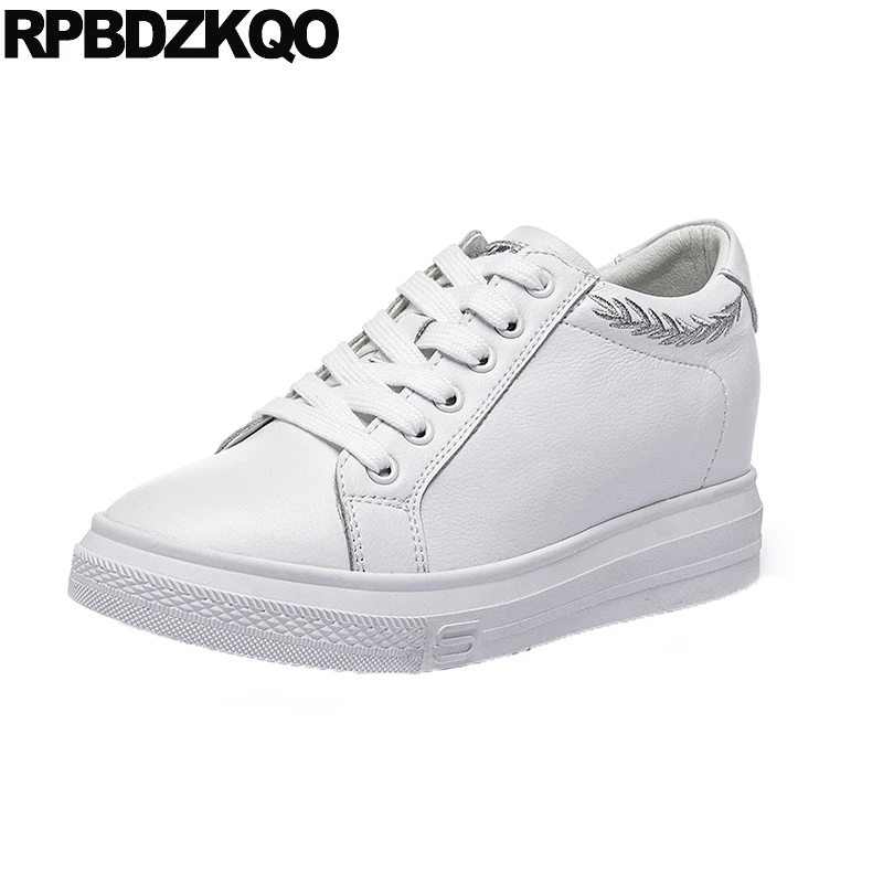 ladies lace up pumps