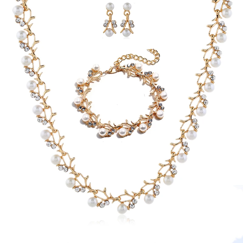 

Fashion Luxury Exquisite Bride Earrings & Necklace & Bracelet 3Pieces/Set Rhinestone Faux Pearl Cutout Metal Leaves Jewelry Set