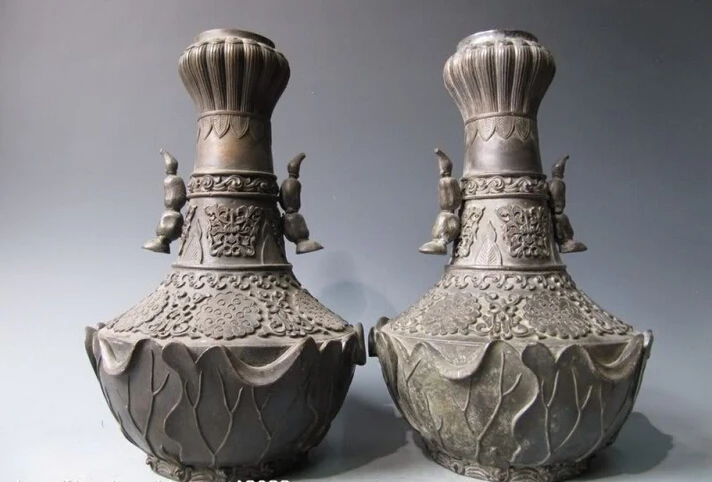

Collectible bronze lion statue S0605 Royal Palace Old Copper Bronze lotiform flouncing lotus root flowr Pot Vase Pair (B0413)