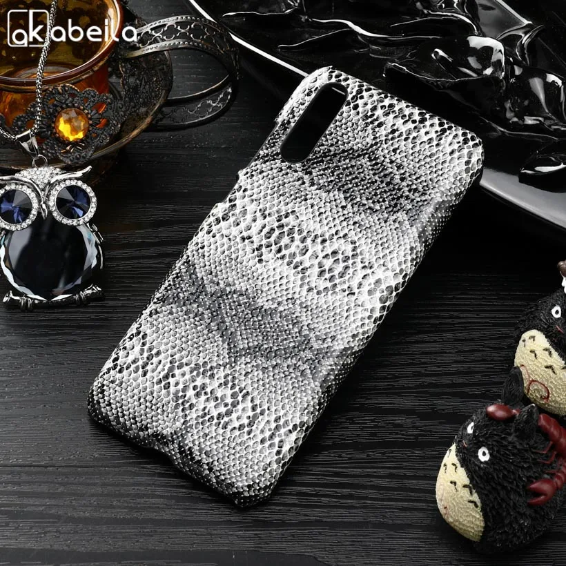 

3D Cute Business Phone Case For Huawei P20 Cases PC+PU Snake Skin Vintage Cover For Huawei P20 Covers Shell Housing Fundas