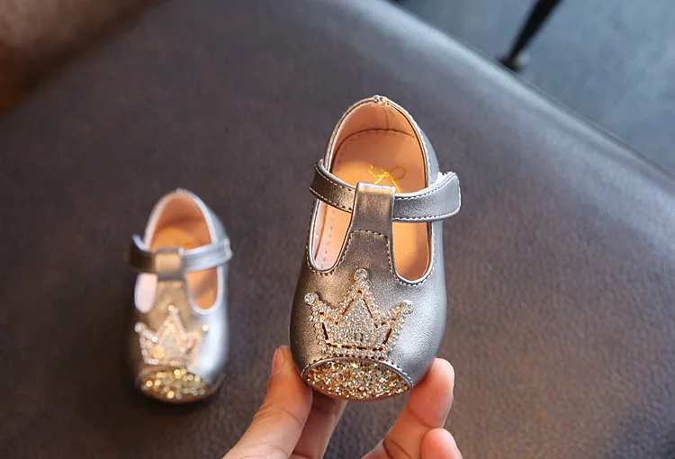 Осенняя обувь со стразами для маленьких принцесс 0-1-2 лет, маленькие кожаные туфли для маленьких девочек