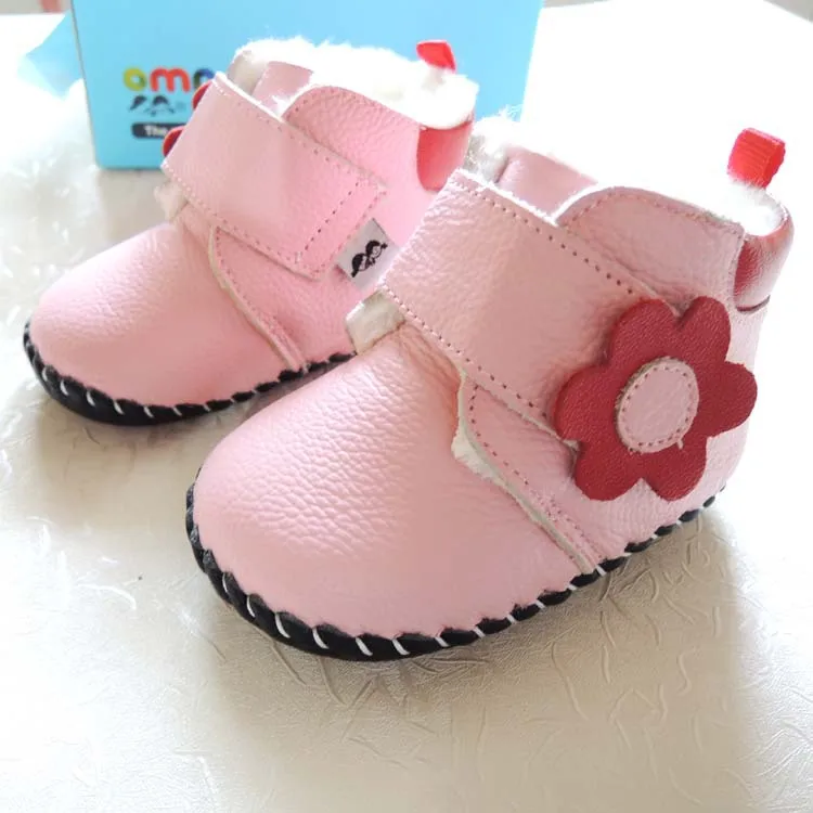 OMN/зимние детские ботинки из натуральной кожи; домашняя обувь для мальчиков и девочек; обувь для малышей; мягкая детская обувь; обувь для первых шагов - Цвет: pink flower