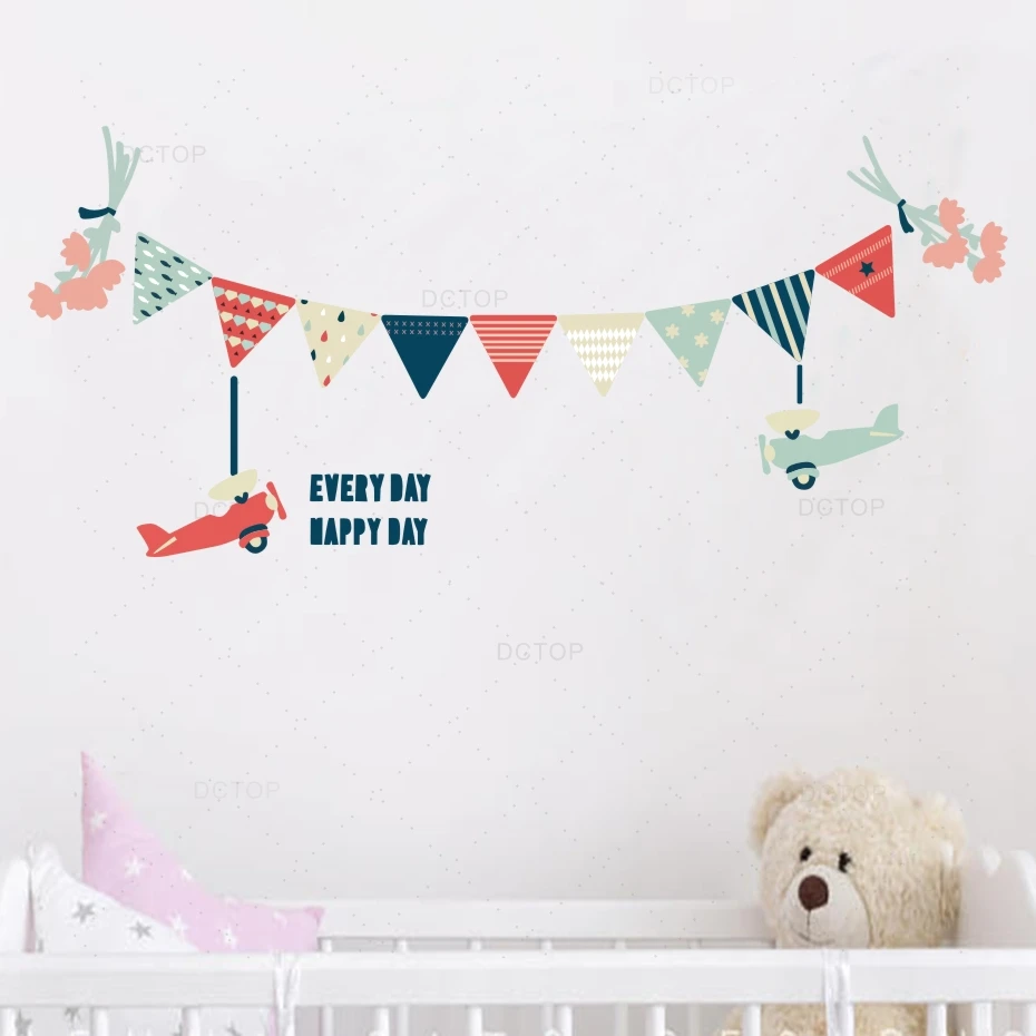 Peel and Stick_Flag Garland Wall Sticker 5