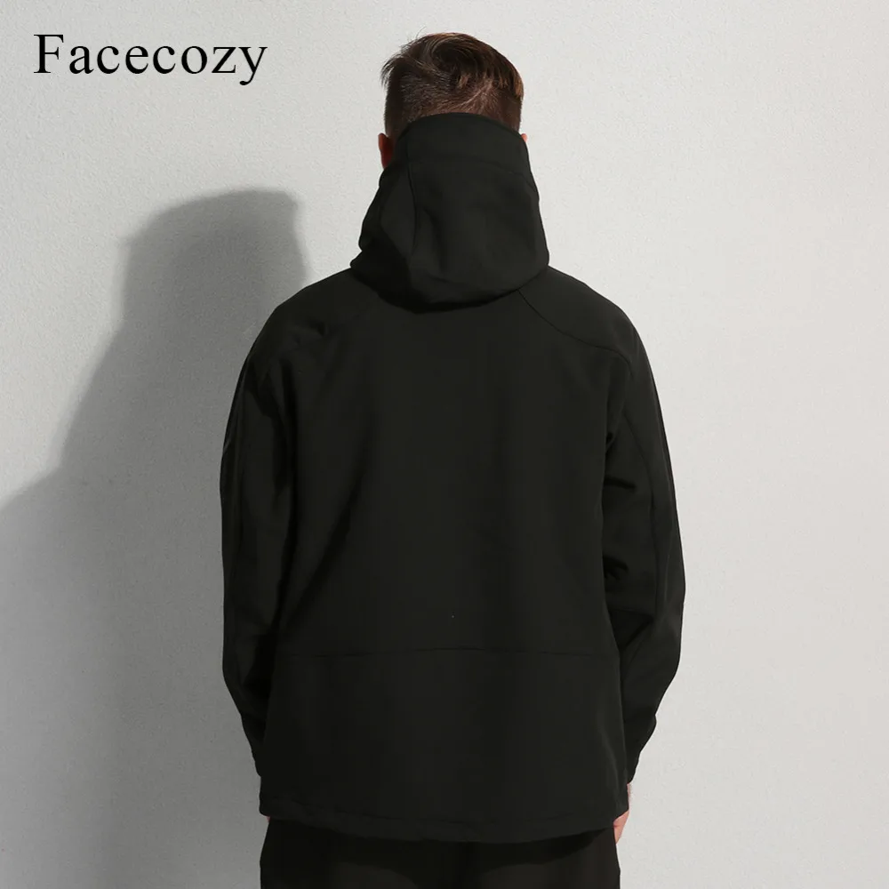 Facecozy الرجال الخريف الشتاء في الهواء الطلق تنفس سوفتشيل التخييم معطف للرياضة الذكور الصوف مقنعين الحرارية الصيد التزلج معطف