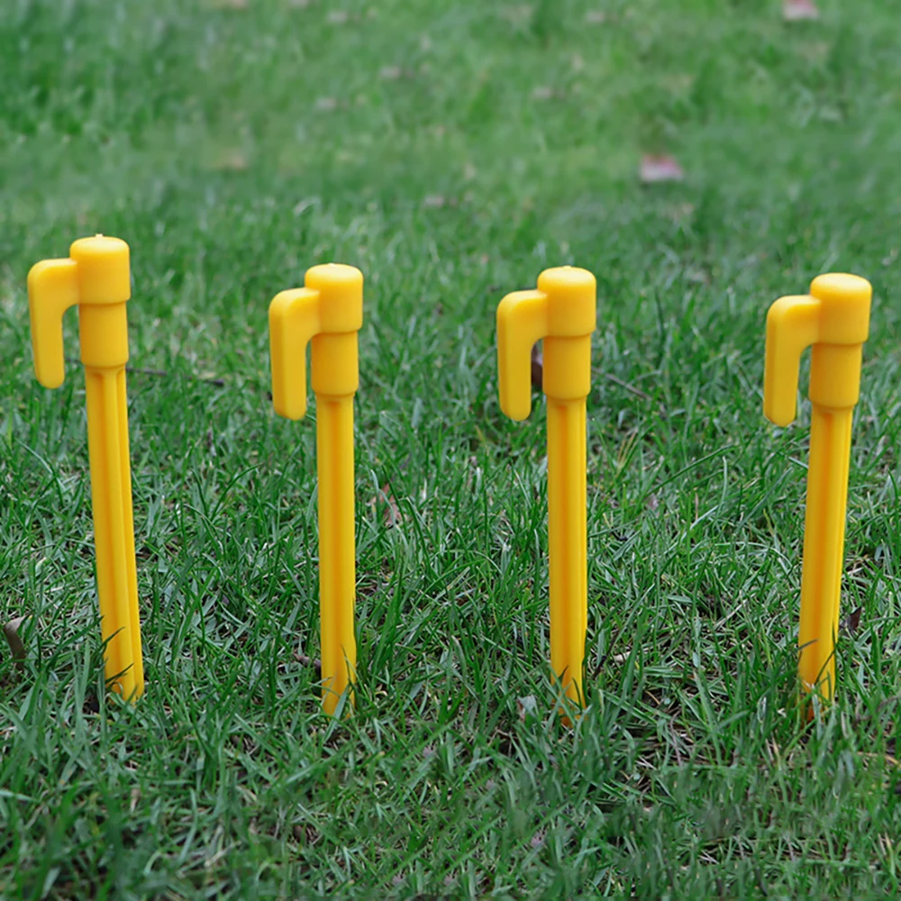 

4pcs Outdoor Stakes Durable Plastic Ground nail Hold Beach Towel for Camping Picnics on a Mat or Blanket