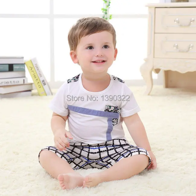 Летние хлопковые комплекты детской одежды рубашки с короткими рукавами+ клетчатые штаны Одежда для маленьких мальчиков детская одежда двух цветов для 6-36 месяцев