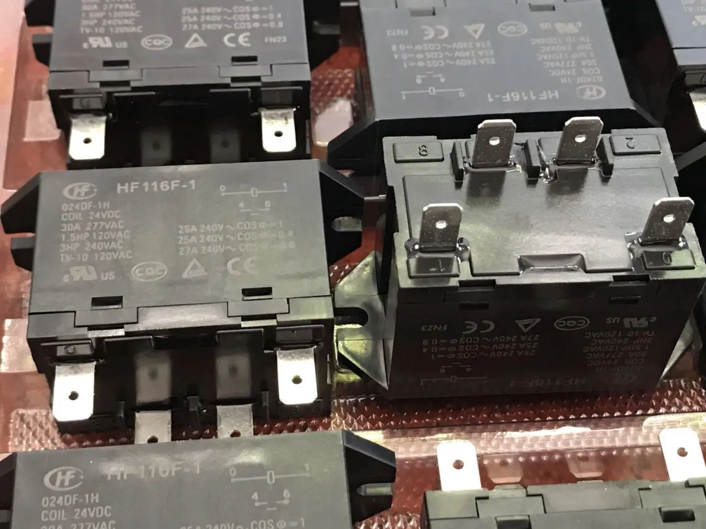 HF116F-1-024DF-1H реле высокой мощности 30A 277VAC 4 контакта | Обустройство дома