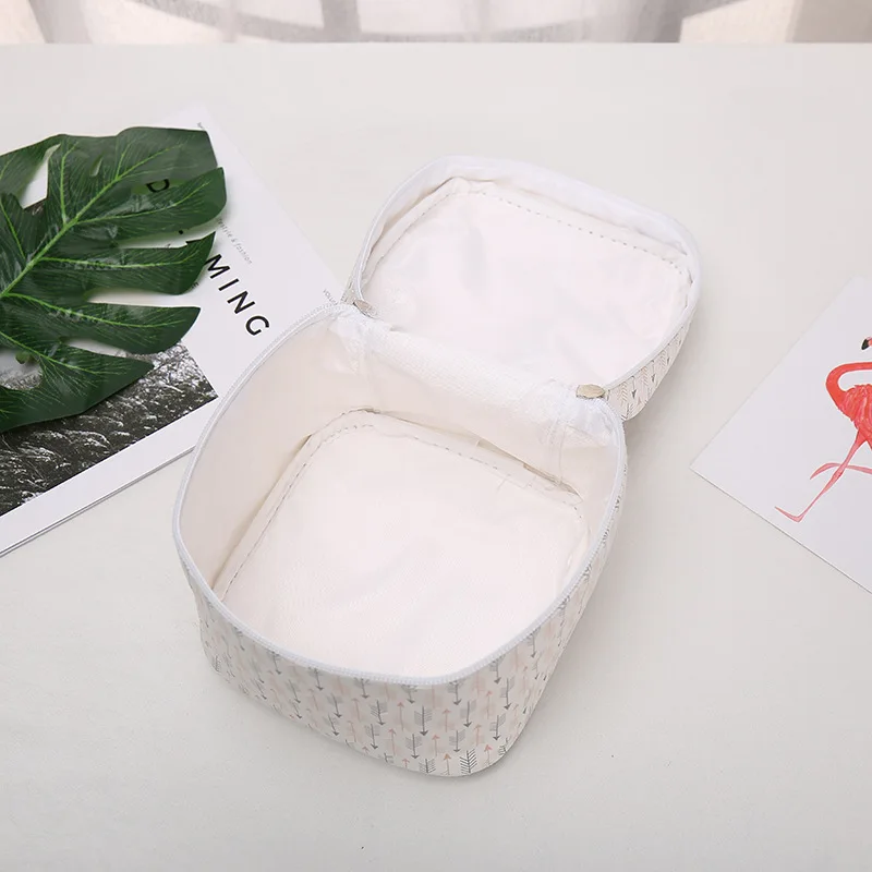 XZP New Tropical Plants Cosmetic Bag Necessaire Travel Organizer Make up Box Toiletry Kit Wash Toilet Bag Large Waterproof Pouch XZP New Tropical Plants Cosmetic Bag Necessaire Travel Organizer Make up Box Toiletry Kit Wash Toilet Bag Large Waterproof Pouch