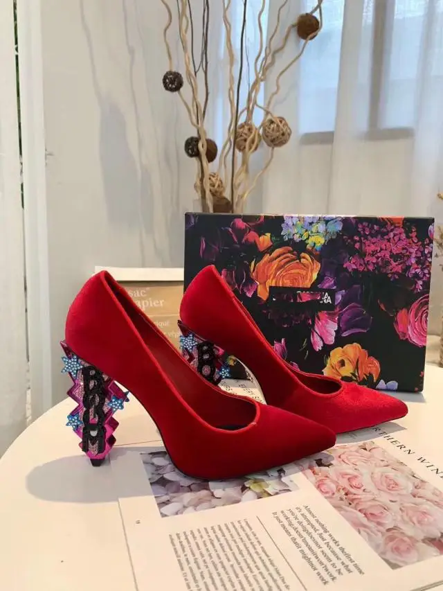 Tacones Mujer; коллекция года; черные бархатные женские туфли-лодочки; женские туфли на высоком каблуке с блестящими кристаллами; свадебные туфли; большие размеры 42