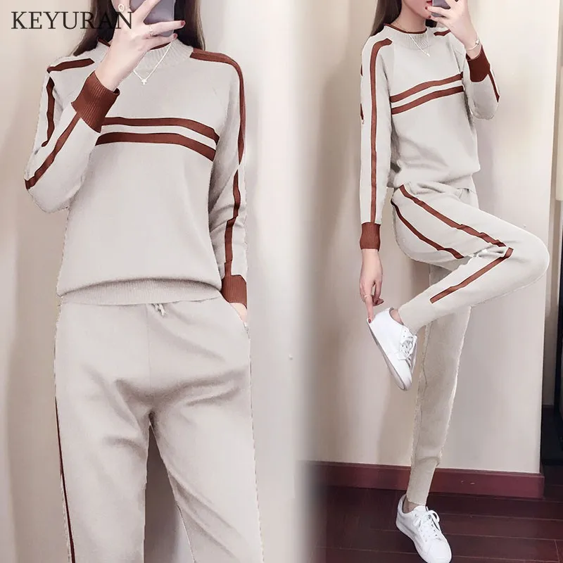 Goede 2018 Nieuwe Herfst Vrouwen Gebreide Pullove Trui en Broek 2 stuks Sets Casual Kleding Gebreide Trainingspak Gestreepte Pakken Sporting