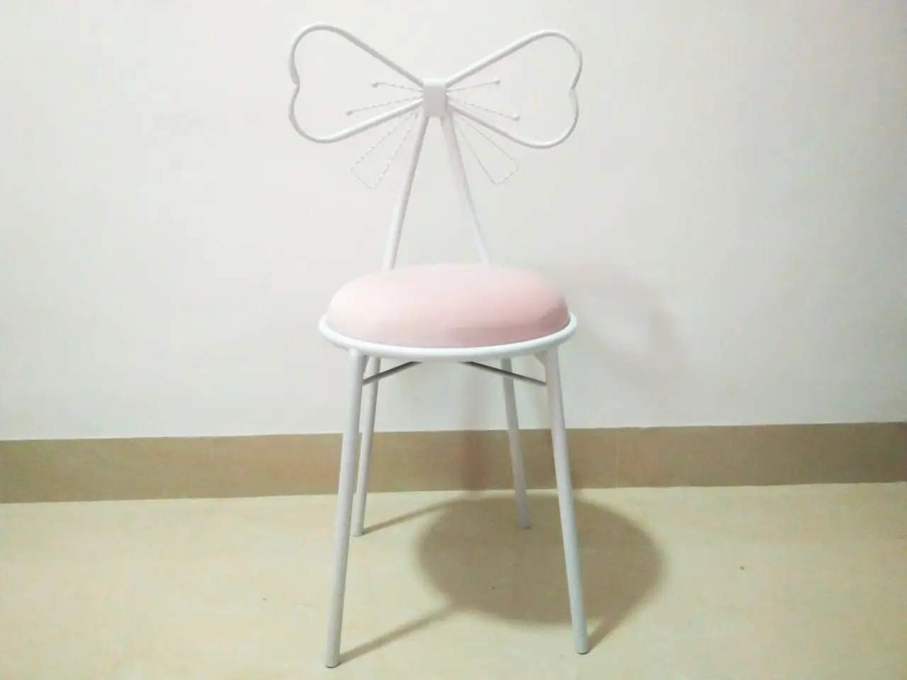 Современный минималистичный обеденный стул принцесса девушка сердце туалетный столик стул Скандинавская задняя сетка красный макияж стул Европейский стул - Цвет: Style 21