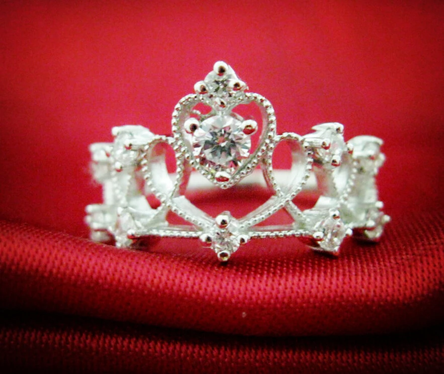 0.1 carat SONA synthetic diamond fashion ring 925 sterling silver crown ring engagement wedding ring  (DFE)