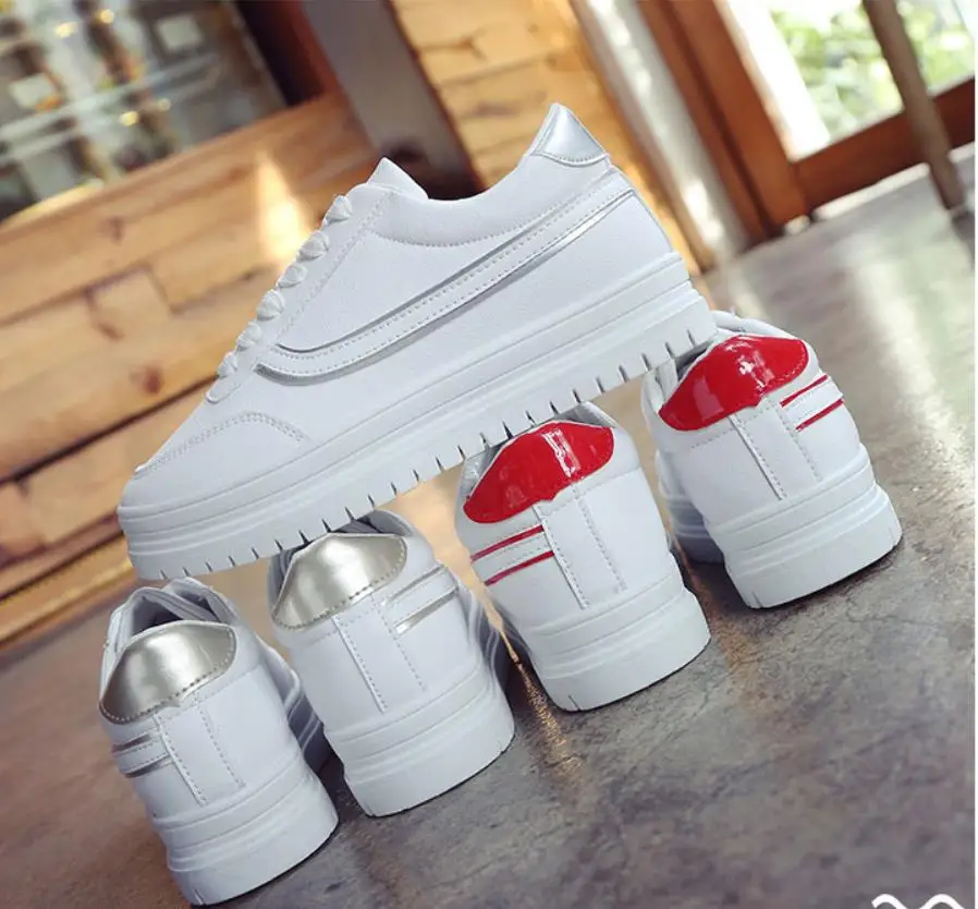 

autumn new style small white shoes thick bottom fashion trend sports shoes web celebrity street shot beauty casual sneakers