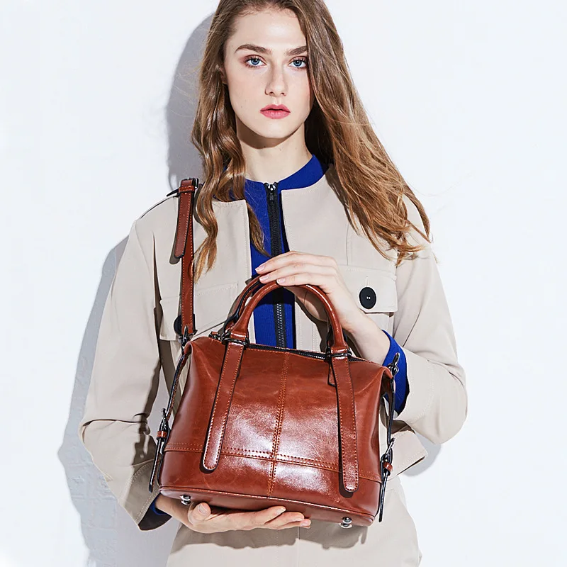

2019 New Lady European Beauty Bags Cowhide Bags Single Shoulder Bags Slant Spin Bags