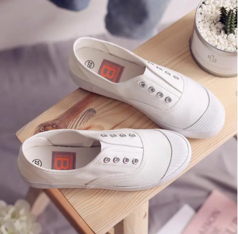 casual flat canvas shoes