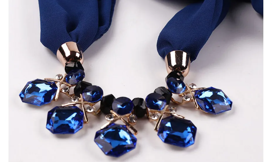 pendant-scarf_07