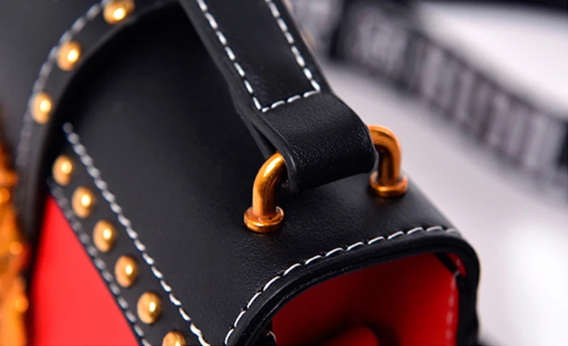 Fashion Women Handbag Lion Head Lock Small Square Pack Crossbody Shoulder Feamle Tote Bags Ladies Casual Rivet Wallet SS0419 (13)