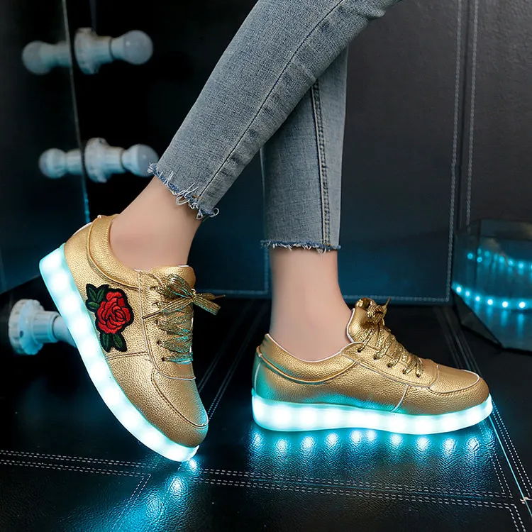 7ipupas EUR30-44 Баскетбольная обувь с подсветкой; повседневная обувь для влюбленных; Femme; Детские кроссовки; Светящиеся кроссовки; китайский стиль; светодиодные кроссовки с розами - Цвет: Flower Matte Gold