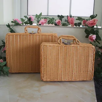 

2018 Straw Bags Female Vintage Totes Summer Khaki Rattan Bag Handmade Woven Beach Bag for Women Wicker Travel Bag Bali
