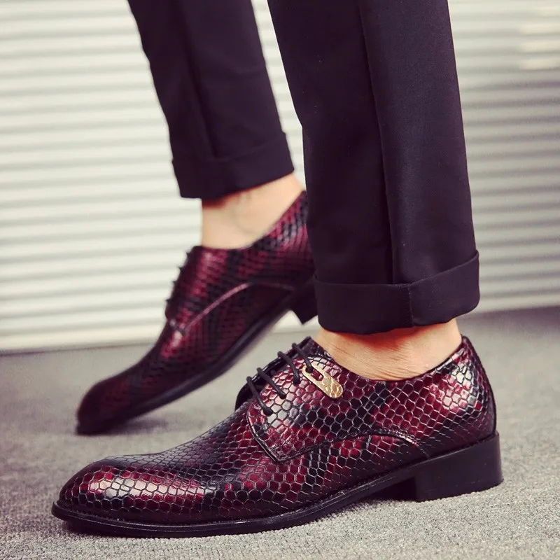 men footwear 2016 studs shoes luxury brand moccasins snake skin ballet flats glossy patent leather brogue oxford shoes for men (23)