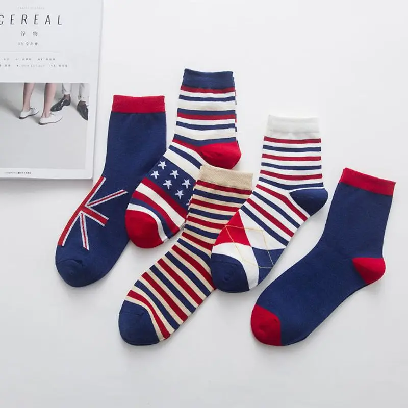 

Spring Autumn new British style men's socks striped Stars Deodorant Breathable Cotton socks fashion casual happy art socks red