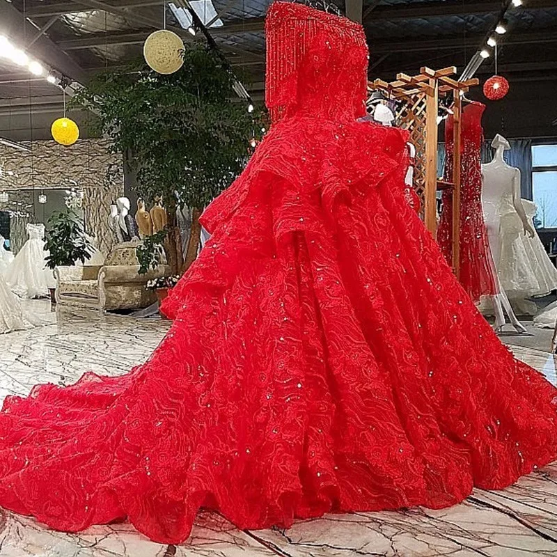 Buy Luxury generous red lace flowers contrast color