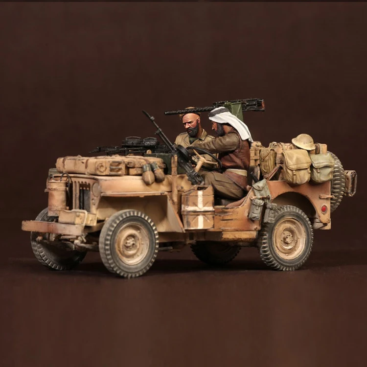 

1/35 Resin Figure Soldier Model North African Jeep Crew 2pcs Figures (without Car) 289