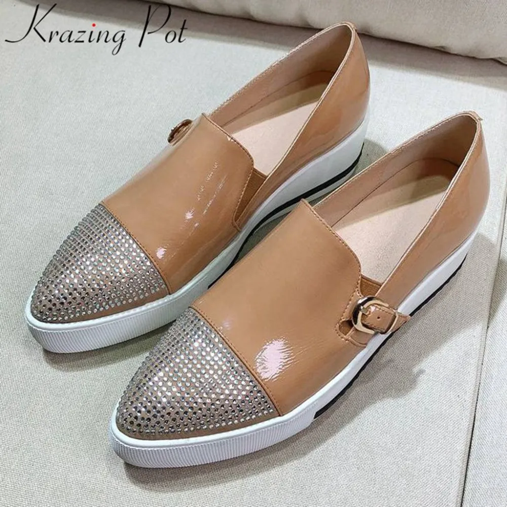 

Krazing Pot patent leather slip on pointed toe party dating casual shoes loafers buckle crystals decoration vulcanized shoes L20