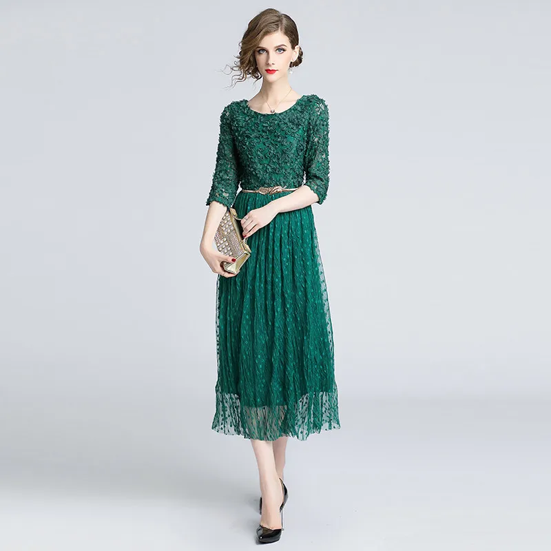 

BLLOCUE 2018 Autumn New Elegant Runway Green Dress Women Cut Flowers Lace Patchwork Polka Dot Pleated Mesh Dress
