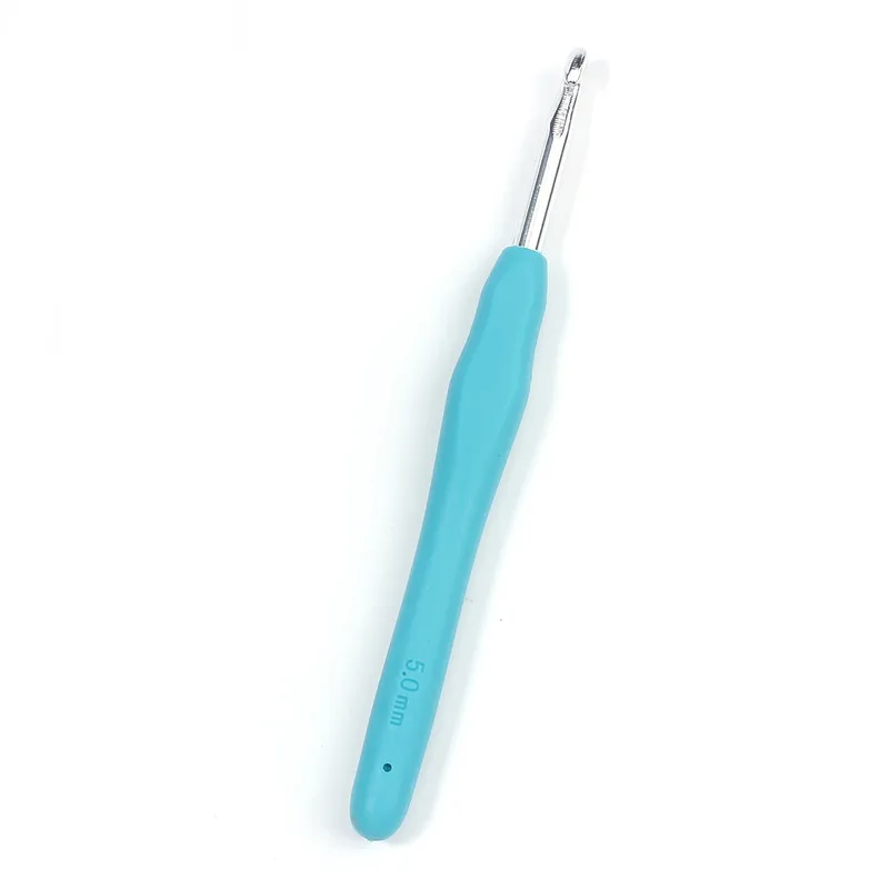 

DoreenBeads Hot Sale 5mm TPR Aluminum Grip Soft Handle Crochet Hooks Deep Blue For Sewing 13.9cm(5 4/8") long,2PCs