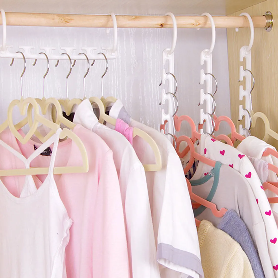 

8 Pcs/Lot 3D Space Saving Hanger Magic Clothes Hanger with Hook Closet Organizer Home Clothes Storage Racks