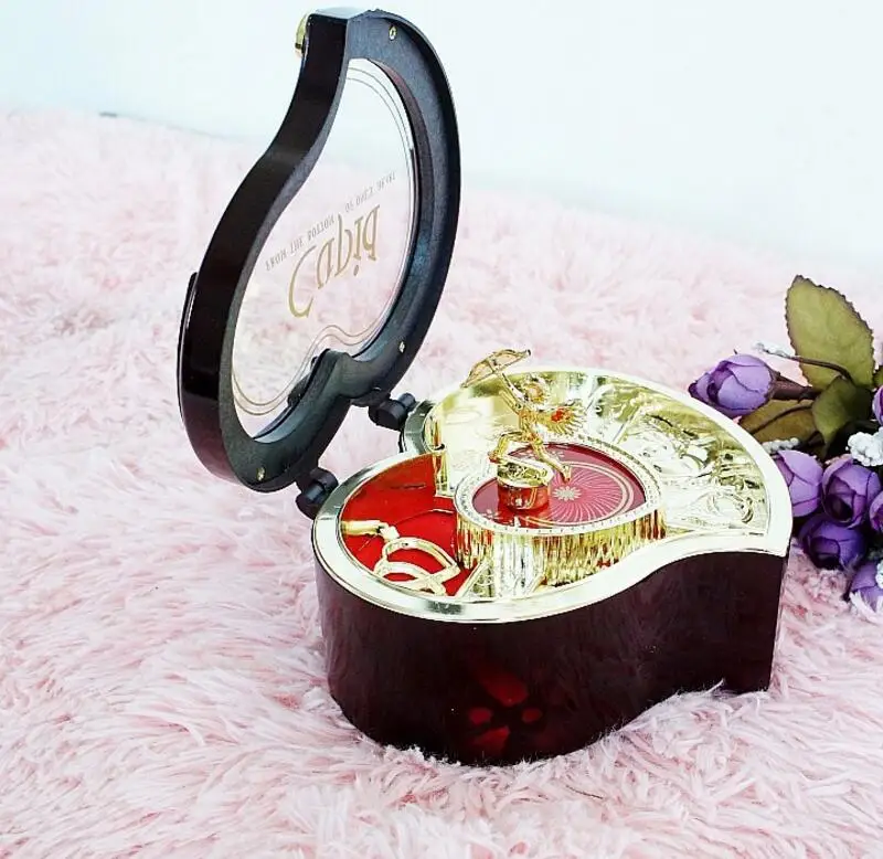 

classic vintage retro lovely heart sharp music box kid's gift hand-made craft model for home coffee bar ornaments decoration