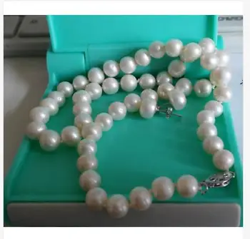 

set of 9-10mm south sea round white pearl necklace18" &earring