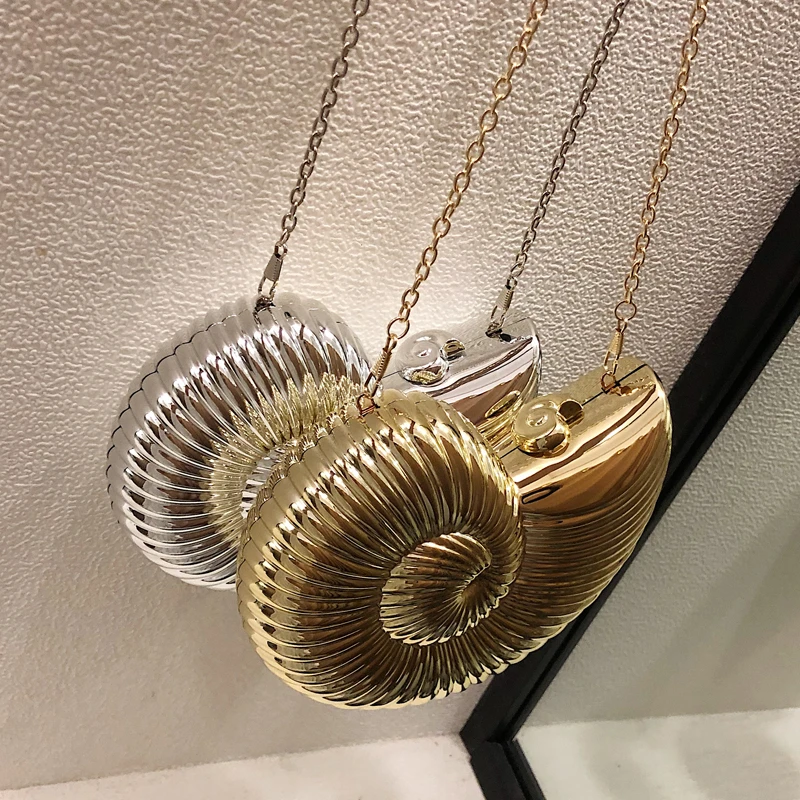 2019 الذهب محارة شكل حقيبة كتف المرأة محفظة مساء حقيبة صغيرة زين سبائك الزفاف حزب Crossbody أكياس البسيطة محفظة براثن