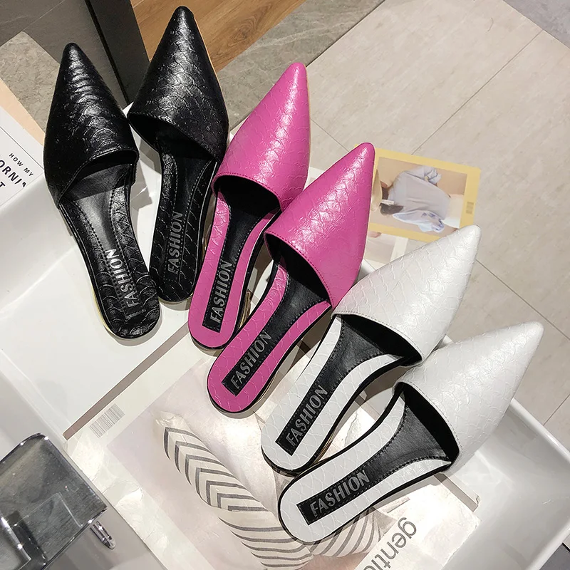 

Socofy Shoes Women Butterfly-knot Flat Slippers Designer Slides Pointed Toe Soft Luxury Sliders Summer Beach 2019 Fashion Basic