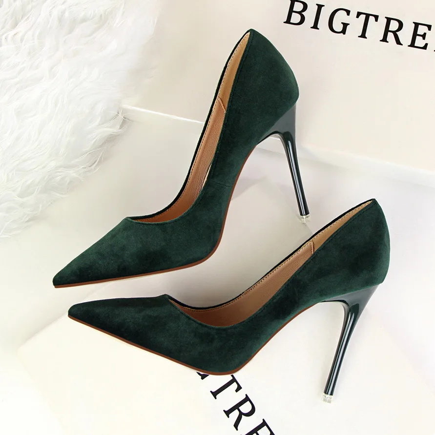 

2019 Hot Sexy Women Pumps High Heels 10.5CM Wedding Pumps Shoes Women Elegant Flock Fashion Party Dress Pointed Toe Ladies Shoes