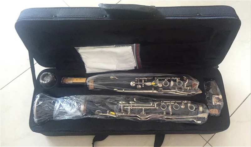 

Excellent clarinet G tune bakelite body nickel plated 20 key