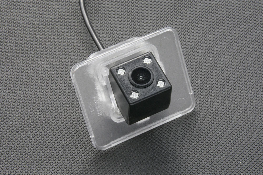 5 (11)