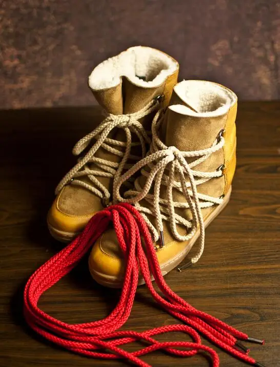 Зимние теплые меховые ботинки на танкетке из натуральной кожи с подкладкой из овчины зимние ботильоны женские зимние ботинки из замши на каблуке 8 см