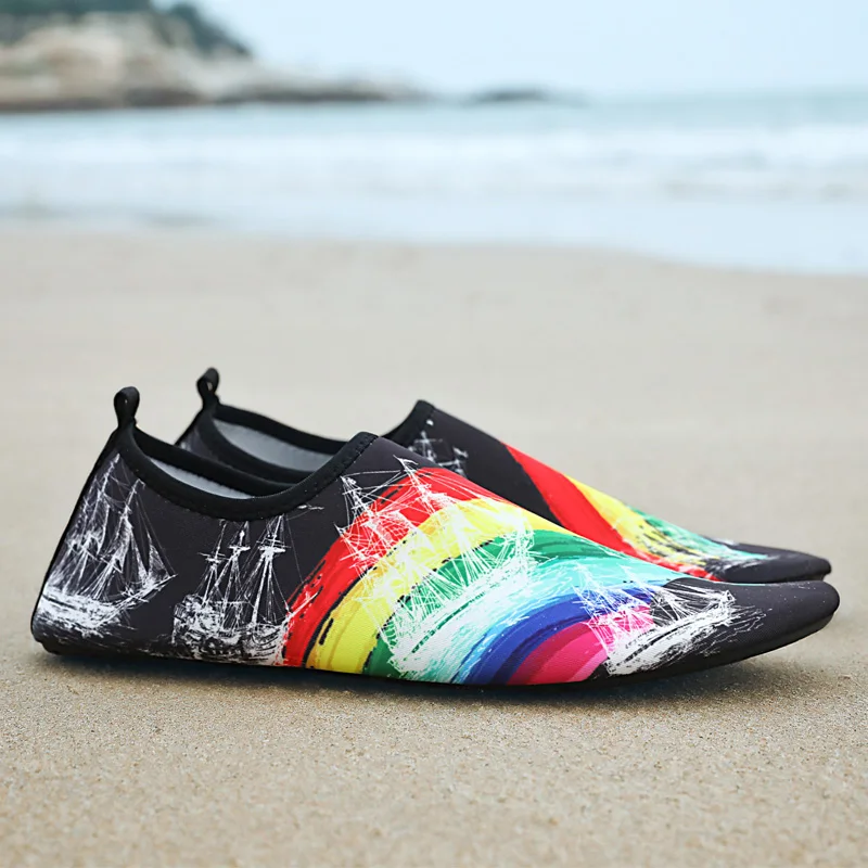 

Light Print Water Shoes Woman Men Summer Beach Shoes Men Barefoot Wading Slippers Upstream Aqua Shoes Antiskid Swimming Socks