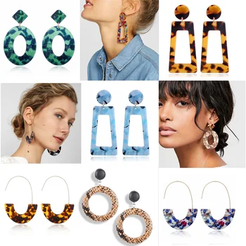 

VIVILADY European Brand Geometric Acrylic Women Drop Earrings Colorful Square Hollow Hot Sale Lady Party Jewelry Brincos