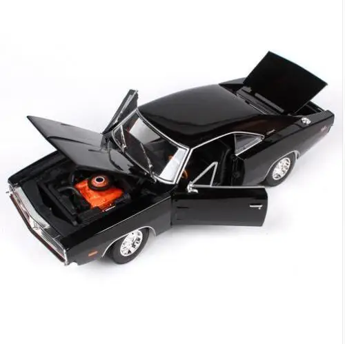 Maisto 1:18 1969 DODGE зарядное устройство R/T литая модель спортивный гоночный автомобиль в коробке